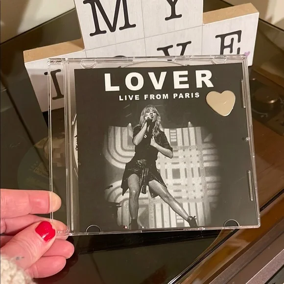 Taylor Swift Fan Made Lover Live From Paris CD 💕 - Picture 5 of 5